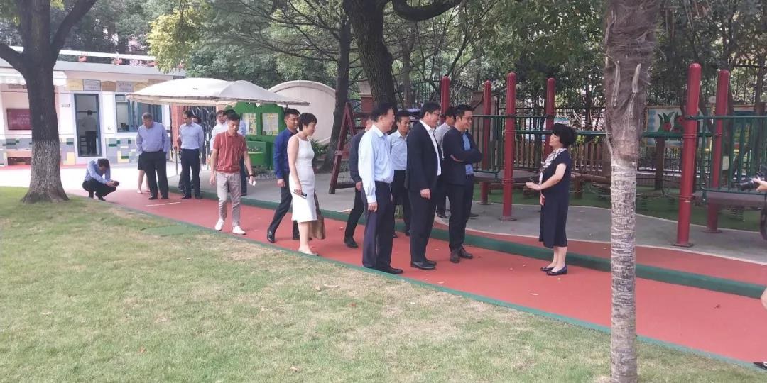 都佰城与巴斯夫向中国福利会托儿所捐建ETPU运动跑道
