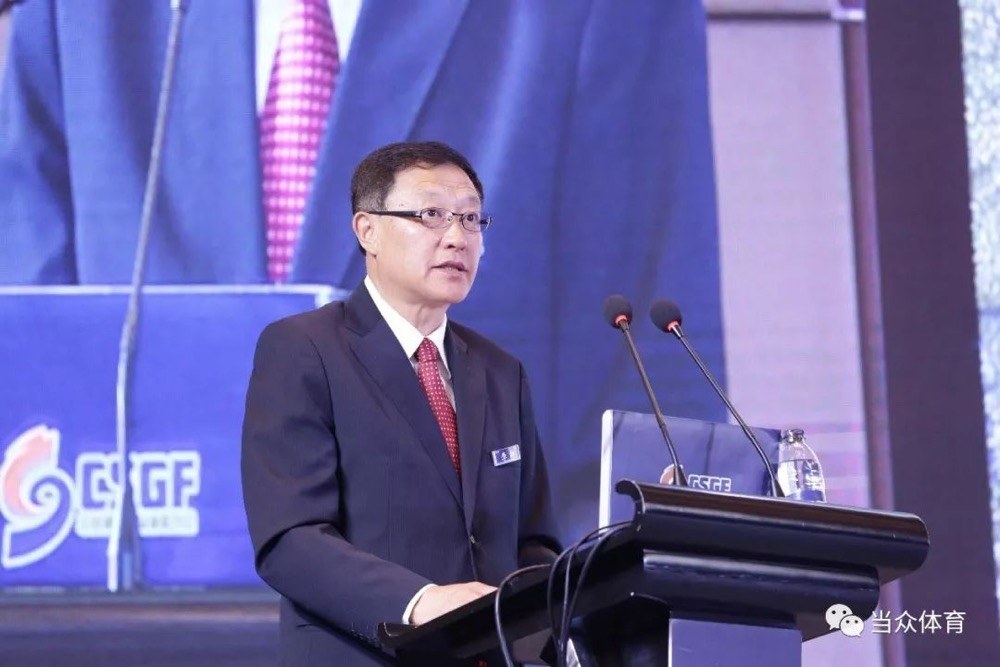 中国体育产业峰会：李颖川副局长呼吁创新研发更多新材料、新技术、新体育器材高质量装备