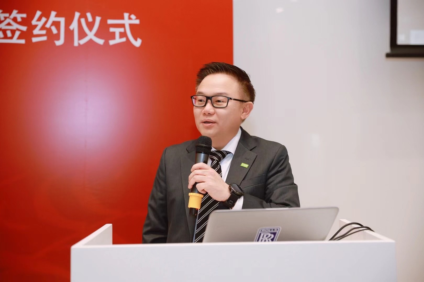 巴斯夫与都佰城全面深化战略合作协议，运动地坪业务实现长期主义合作发展新标杆
